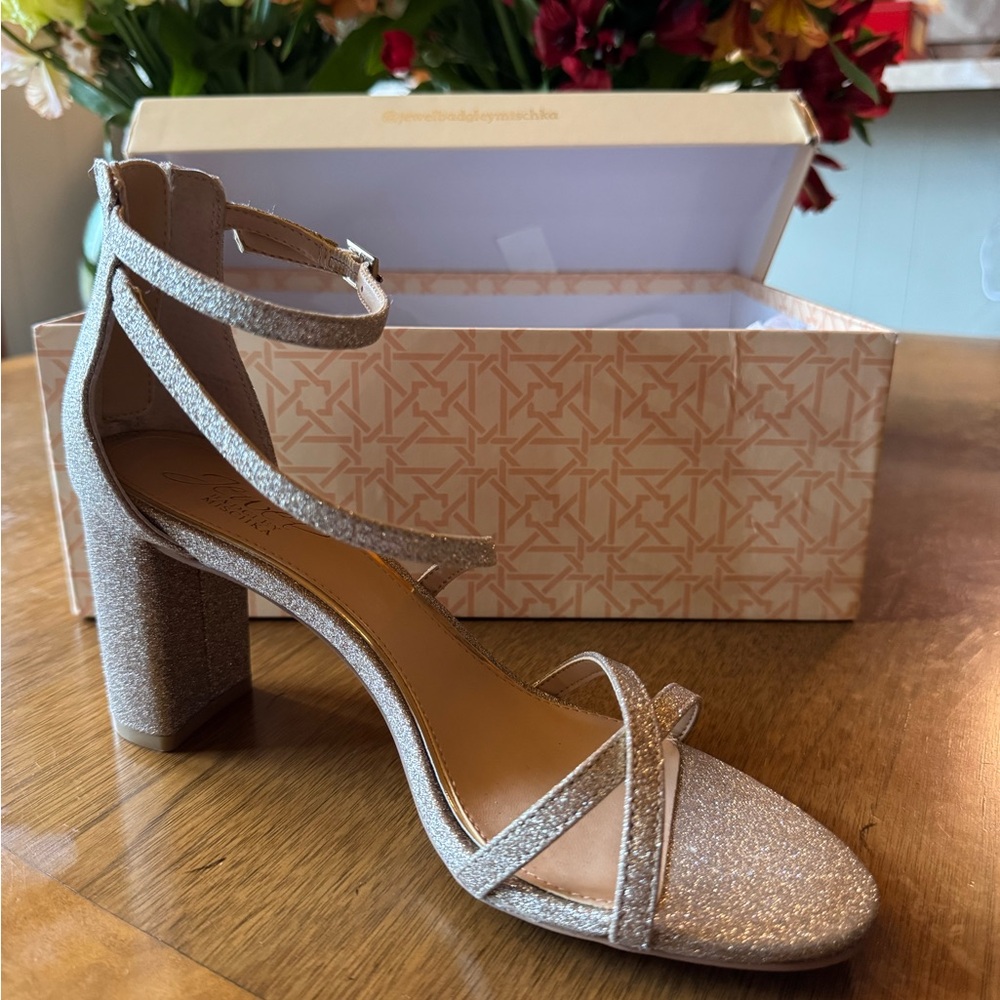 Neutral Metallic Heels!